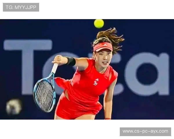 王欣瑜底线抽球越发自信