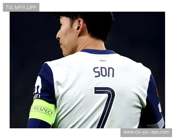 热刺强压制造混乱，孙兴慜低射击中死角